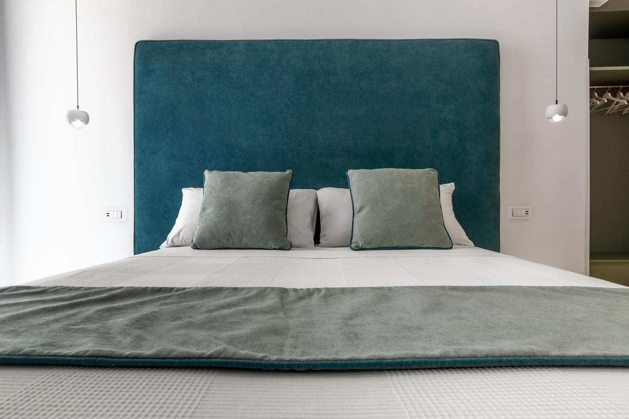 Lovelia: Sorrento Square Lovely Suite Buitenkant foto